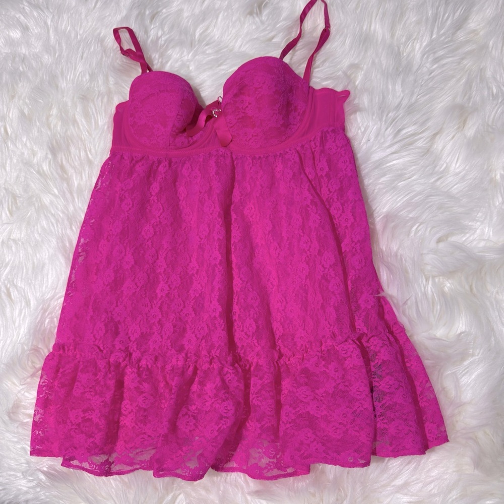 La Senza pink lace lingerie top size M